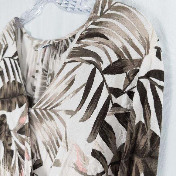 Old Navy Waist Defined Cross Front Crepe Dress Size XL White Palm Print Tropical - Picture 12 of 15